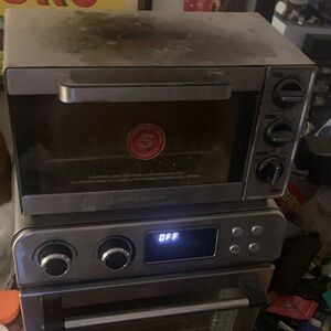 Hamilton Beach Stainless Steel Toaster Oven with baking rack Works Great!
